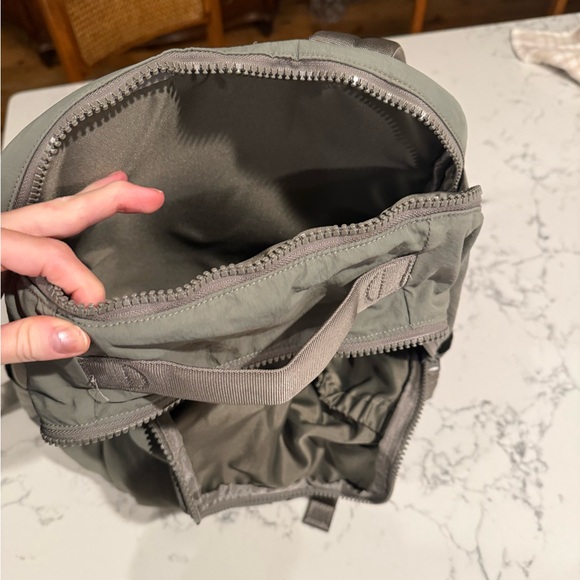 Lululemon Athletica Gray Backpack display picture 1